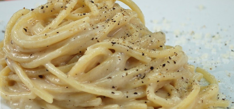Spaghetti cacio e pepe